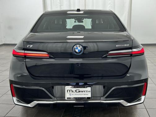 2024 BMW i7 eDrive50