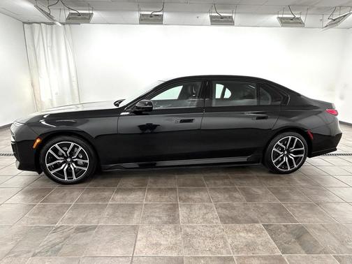 2024 BMW i7 eDrive50
