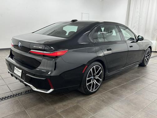 2024 BMW i7 eDrive50