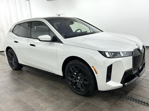 2026 BMW iX xDrive60