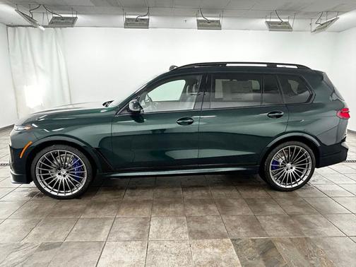 ALPINA Green Metallic 2026 BMW ALPINA XB7 ALPINA XB7
