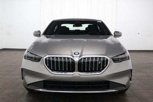 2024 BMW i5 eDrive40