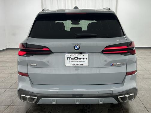 2025 BMW X5 M60i