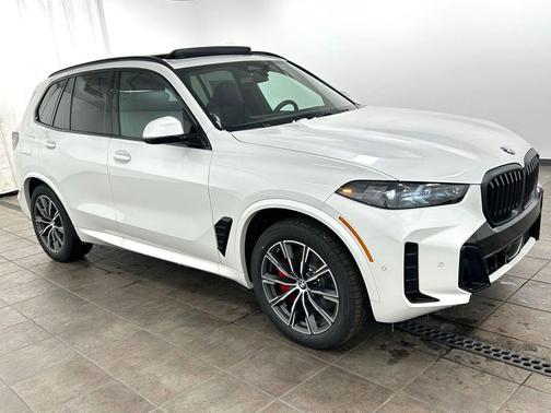 Mineral White Metallic 2026 BMW X5 xDrive40i