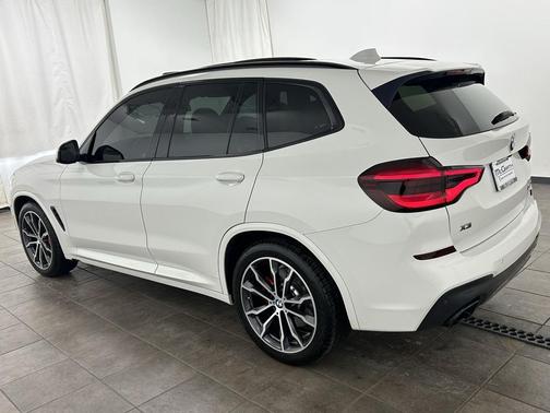 2021 BMW X3 M40i