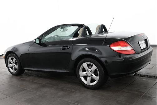 Obsidian Black Metallic 2006 Mercedes-Benz SLK-Class Base