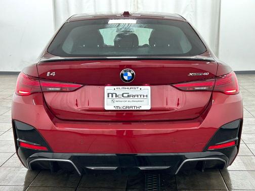 Vegas Red Metallic 2026 BMW i4 Gran Coupe xDrive40