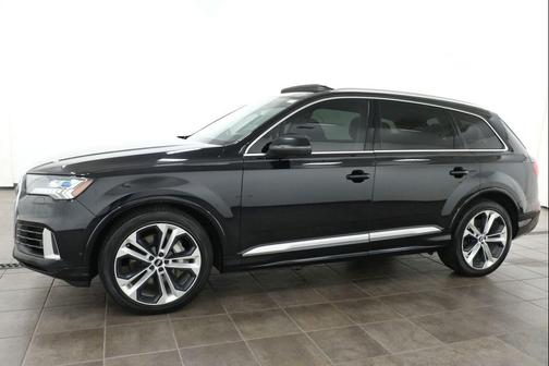 Orca Black Metallic 2020 Audi Q7 55 Prestige