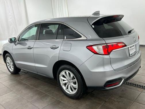 Lunar Silver Metallic 2017 Acura RDX Technology & AcuraWatch Plus Package