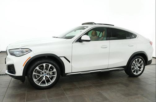 Mineral White Metallic 2023 BMW X6 xDrive40i