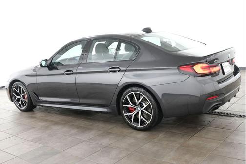 Dark Graphite Metallic 2023 BMW 540 i xDrive