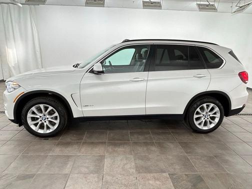 White Metallic 2016 BMW X5 xDrive35i