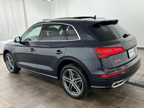 Moonlight Blue 2018 Audi SQ5 3.0T Prestige