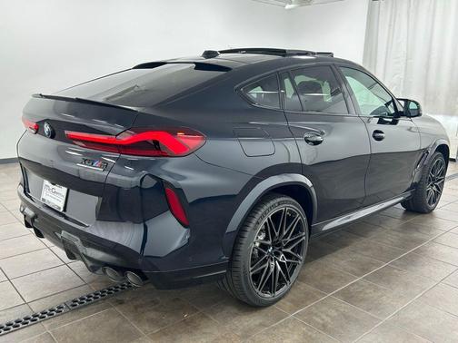 Carbon Black Metallic 2026 BMW X6 M Competition