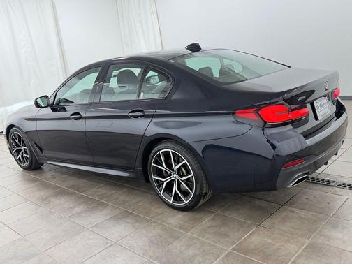 Carbon Black Metallic 2021 BMW 540 xDrive