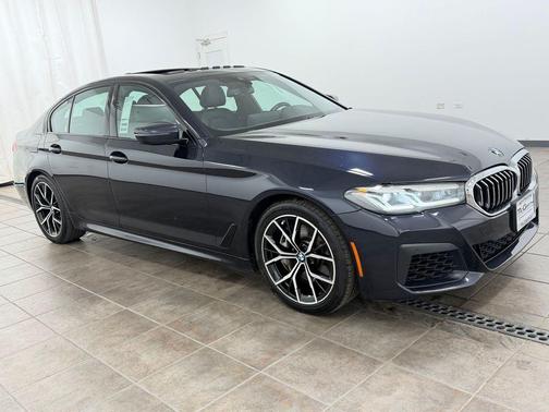 Carbon Black Metallic 2021 BMW 540 xDrive