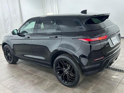 Narvik Black 2020 Land Rover Range Rover Evoque SE