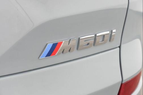 Brooklyn Grey Metallic 2026 BMW X5 M60i