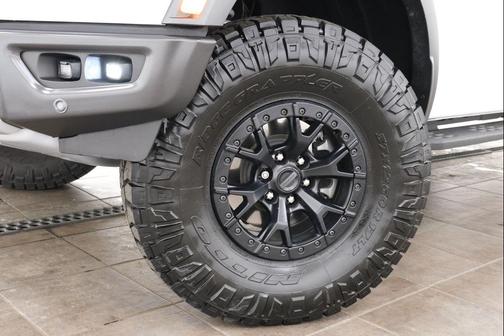 Oxford White 2023 Ford F-150 Raptor