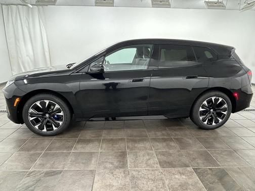 2026 BMW iX xDrive60