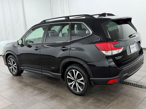 Crystal Black Silica 2020 Subaru Forester Limited