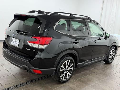 Crystal Black Silica 2020 Subaru Forester Limited