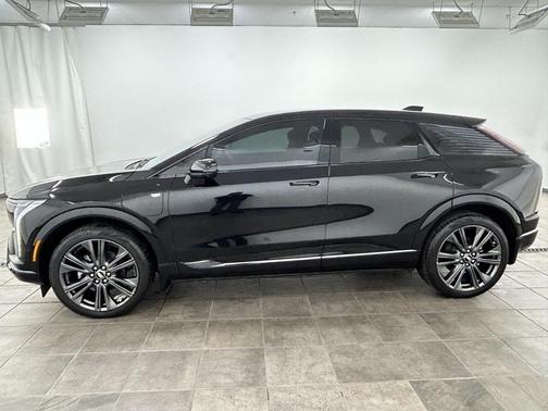 2025 Cadillac OPTIQ Sport 2 AWD