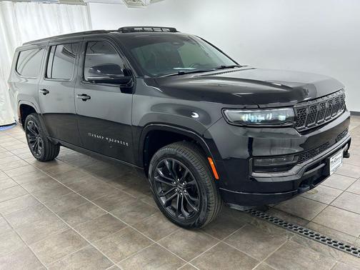 Diamond Black Crystal Pearlcoat 2024 Jeep Grand Wagoneer L Series III Obsidian 4x4