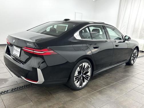2026 BMW 530 i xDrive