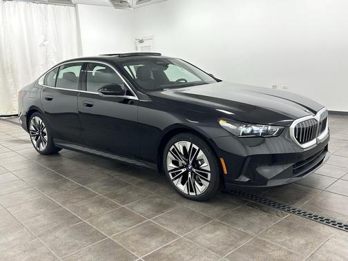 2026 BMW 530 i xDrive