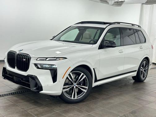 Alpine White 2026 BMW X7 M60i