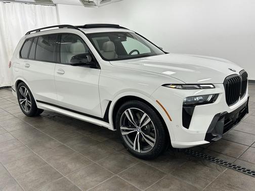 2026 BMW X7 M60i