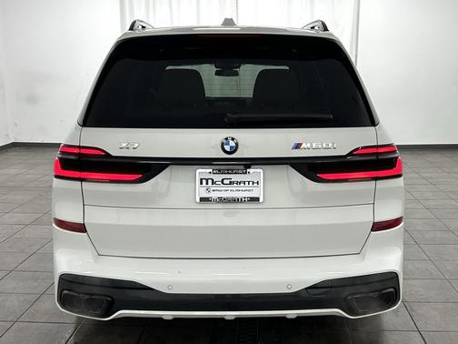 2026 BMW X7 M60i