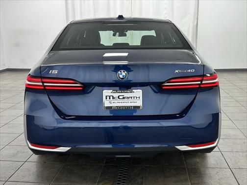 2025 BMW i5 xDrive40