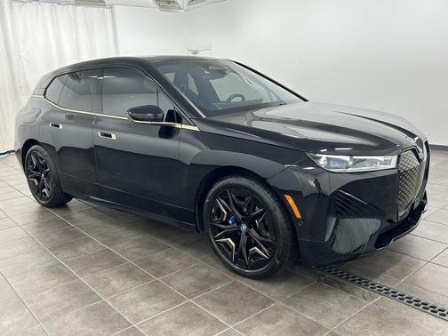 2023 BMW iX M60