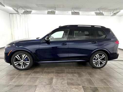 2026 BMW X7 M60i
