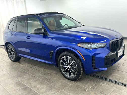Marina Bay Blue Metallic 2025 BMW X5 M60i