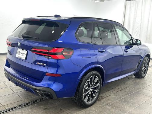 2025 BMW X5 M60i