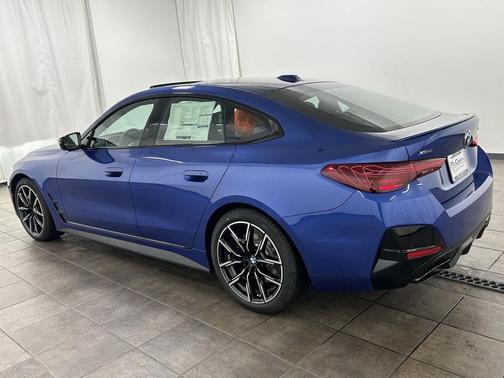 2026 BMW M440 i xDrive