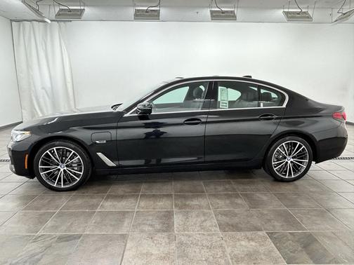 2023 BMW 530e Base
