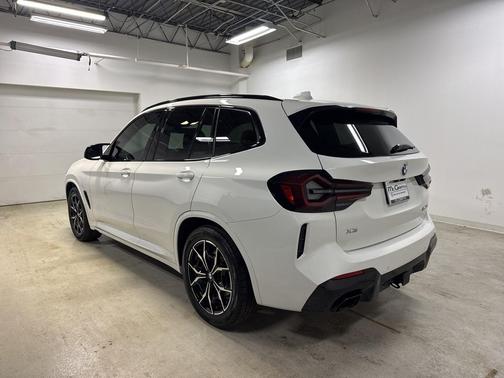 2023 BMW X3 M40i