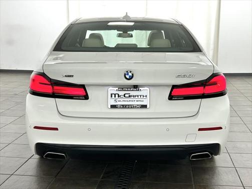 2022 BMW 530 i xDrive