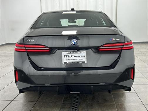 2025 BMW i5 M60