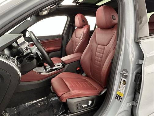 2023 BMW X4 xDrive30i