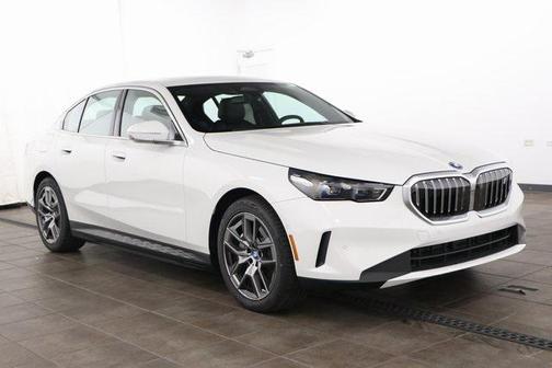 2025 BMW i5 xDrive40