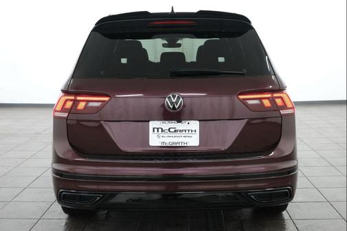 Kings Red Metallic 2024 Volkswagen Tiguan 2.0T SE R-Line Black 4MOTION