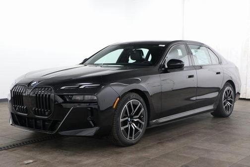 2025 BMW i7 xDrive60
