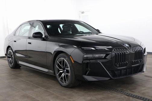 2025 BMW i7 xDrive60