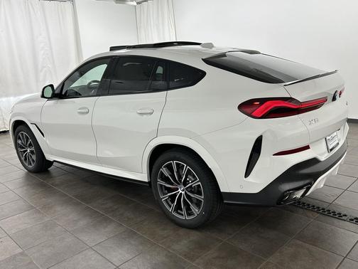 2026 BMW X6 xDrive40i