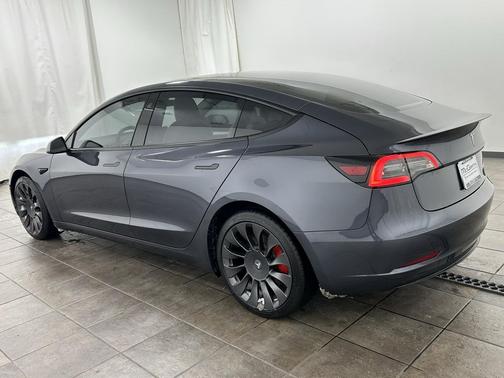 2023 Tesla Model 3 Performance